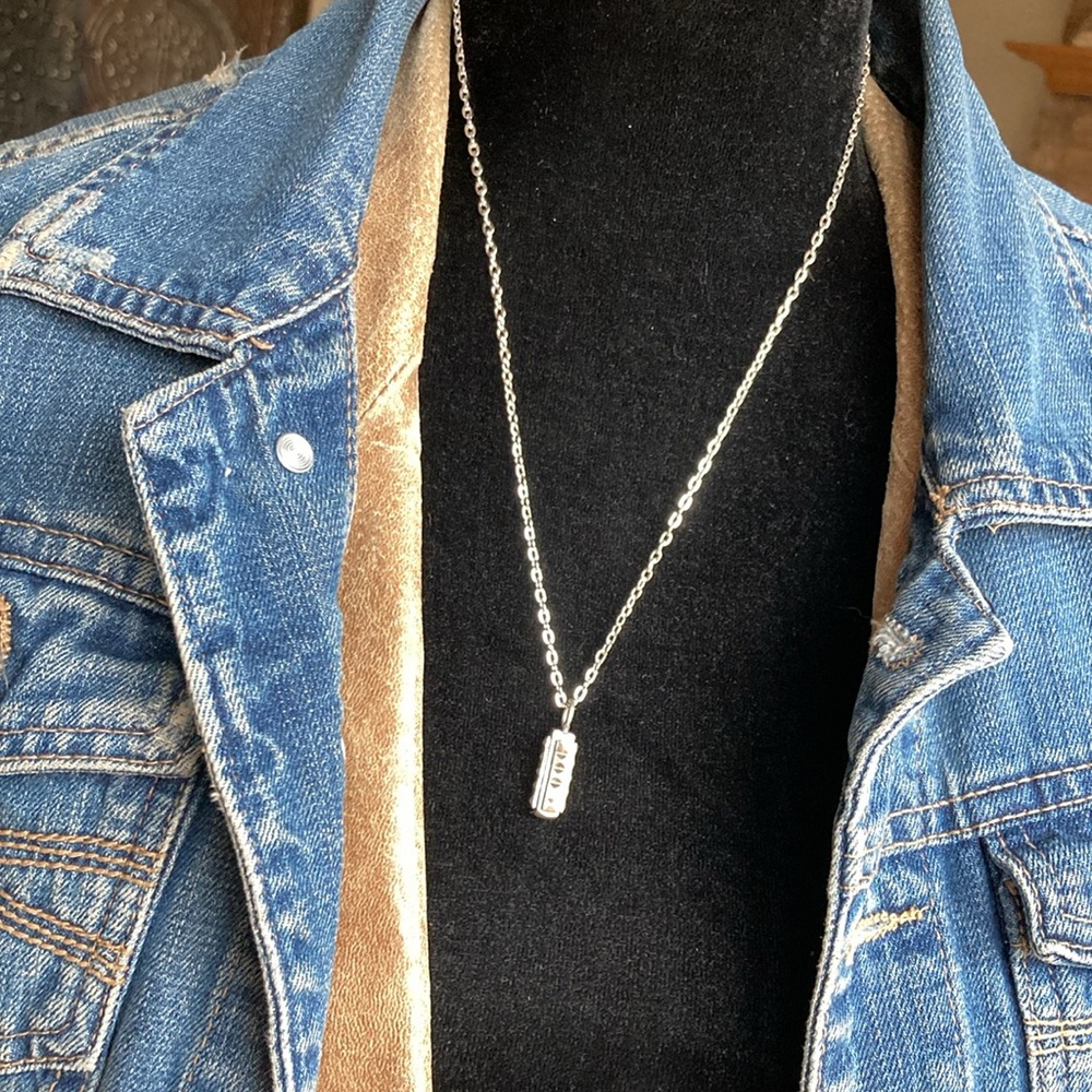 Sterling bar necklace - Picture 3 of 7
